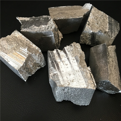 Zeldzaam aardlegering Magnesium Masterlegering voor klantvragen met zilveren oppervlak