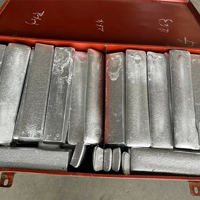 HB7264-96 Rechthoekige AlAg10% Zilveren hoofdlegeringen voor aluminiumsmeltadditieven