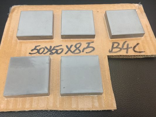 Drukloos gesinterde boorcarbide R400 ballistische tegel 50x50x9mm NIJ Niveau IV Standalone pantserkeramische inzet