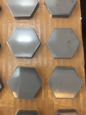 Pressureless Sintered Silicon Carbide Ceramic Tile SW50 mm Hexagonal Ballistic Armor Plate with 9 mm Thickness