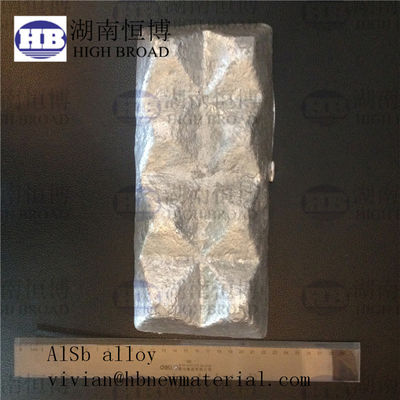 Aluminium-antimoniumlegering AlSb 10% en 20% in ingotvorm met een gewicht van 4-8 kg voor toepassingen met hoge prestaties