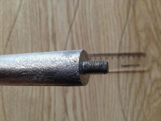 Goede lasbaarheid Magnesium Anode Staven Aangepaste Staven Staven Met Of Zonder Stalen Plug In Verschillende Maten En Configuraties