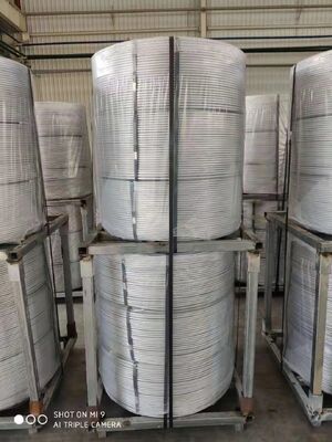 Zilveren-grijze vaste aluminium-magnesium hoofdlegering die prestaties biedt en voldoet aan de eisen van klanten in de metaalverwerking