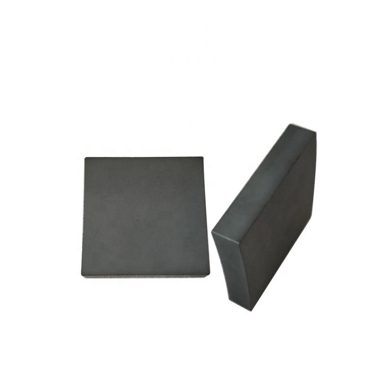 Multi-Curve Boroncarbide Ballistische Tegel met Gevormd Profiel en 3000 HV Hardheid voor Verbeterde Bescherming