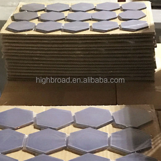 Zonder druk gesinterd siliciumcarbide keramische tegel SW30x5mm Hexagonale tessellatie ballistische pantserplaat